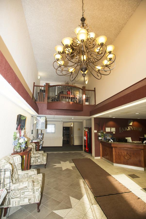 Lakeview Inns & Suites - Chetwynd Esterno foto